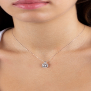 0,06 ct Baget Beyaz Altın Kolye